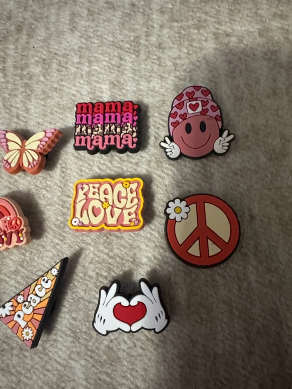 Crocs jibbitz - Shoe Charms - Assorted Peace & Love Designs